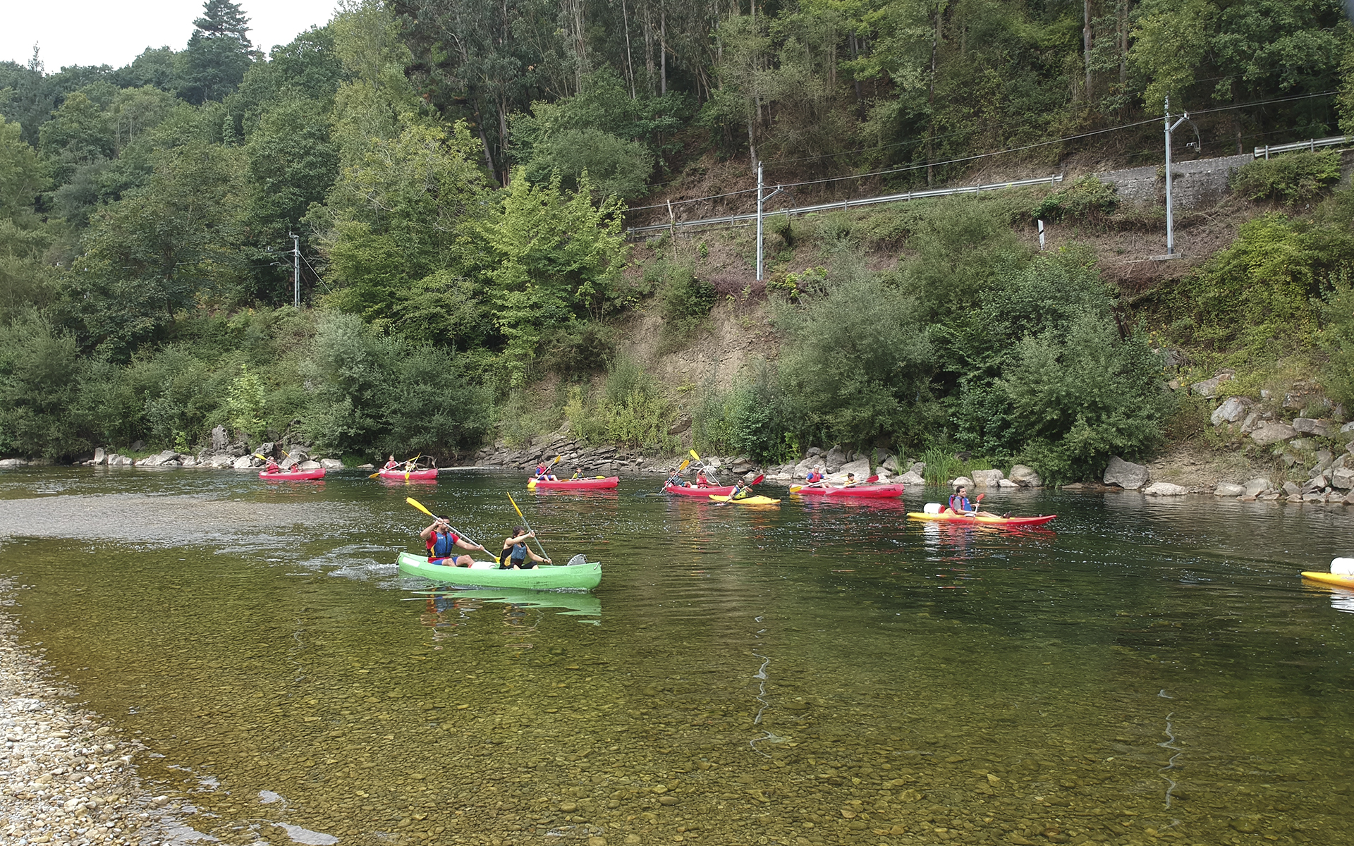 Especialistas en el descenso del río Sella